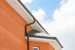 gutters-fascia-soffit-&-downpipes-on-house